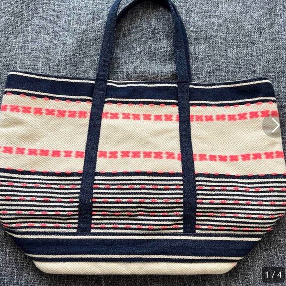Gap Handwoven Tote Bag with Red and Blue Patterns - Picture 1 of 2